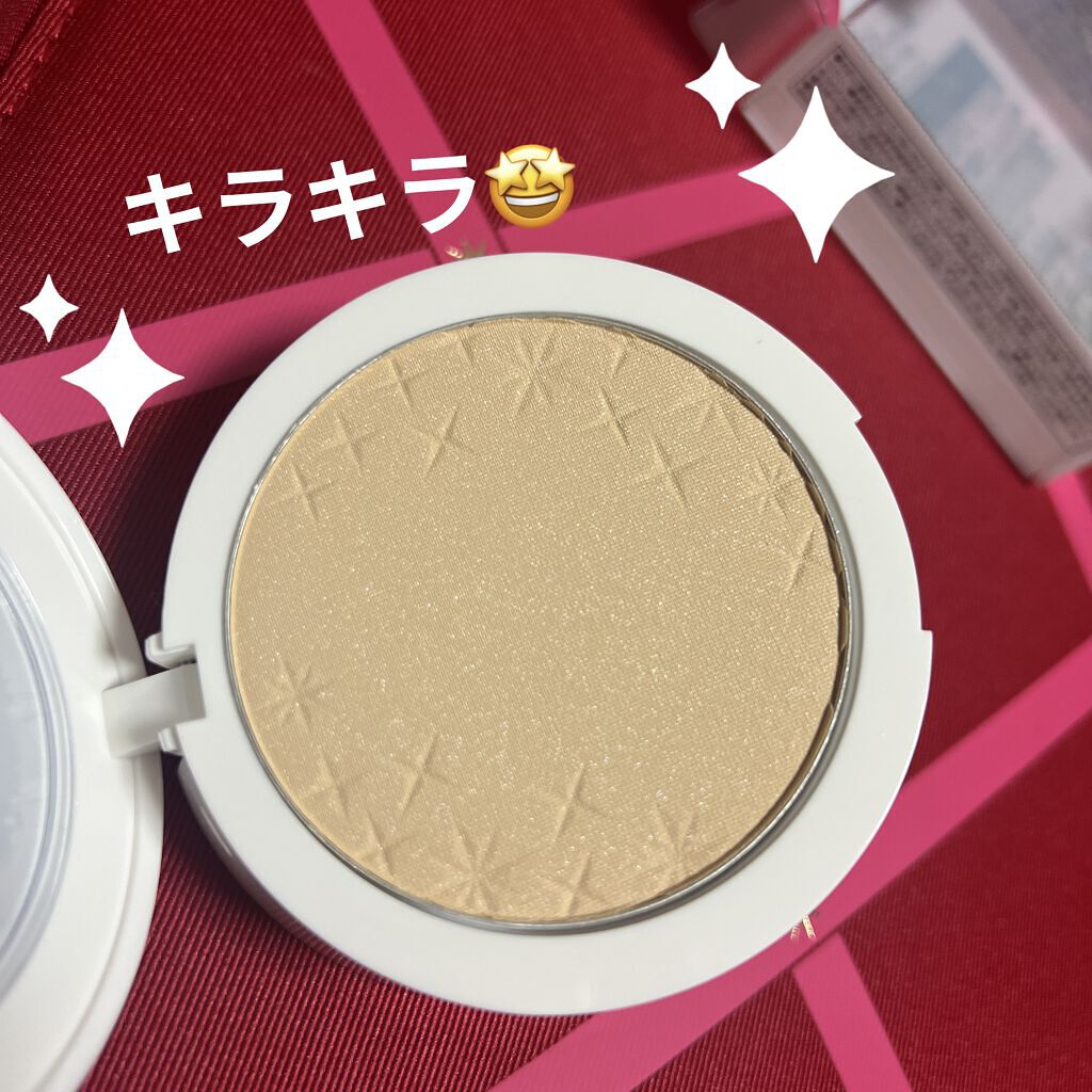 スキンライト プレスト パウダー N 201 ライト ベージュ＜限定パッケージ＞/REVLON/プレストパウダーを使ったクチコミ（2枚目）