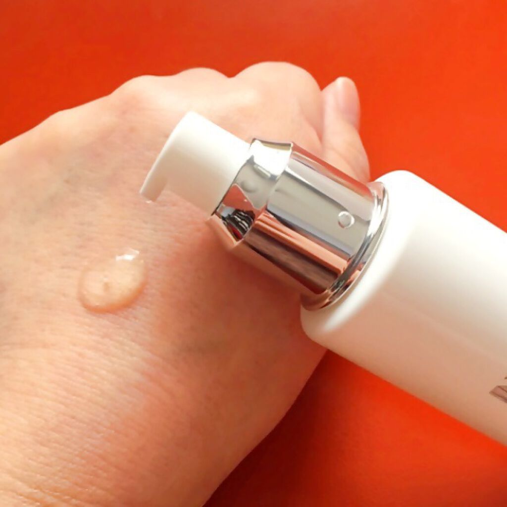 ティーライフ on LIPS 「1本4役(化粧水・美容液・乳液・クリーム)のオールインワン美白..」(2枚目)