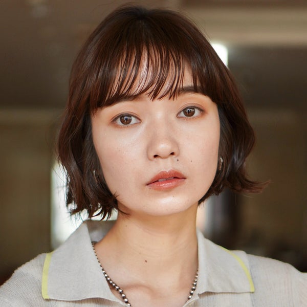 「おでこが広い」でもう悩まない!似合う前髪スタイルとセット方法、おすすめアイテムまで徹底解説