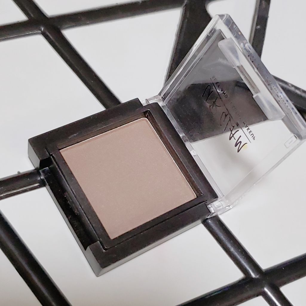 UR GLAM　SELECT EYES/U R GLAM/単色アイシャドウを使ったクチコミ（2枚目）