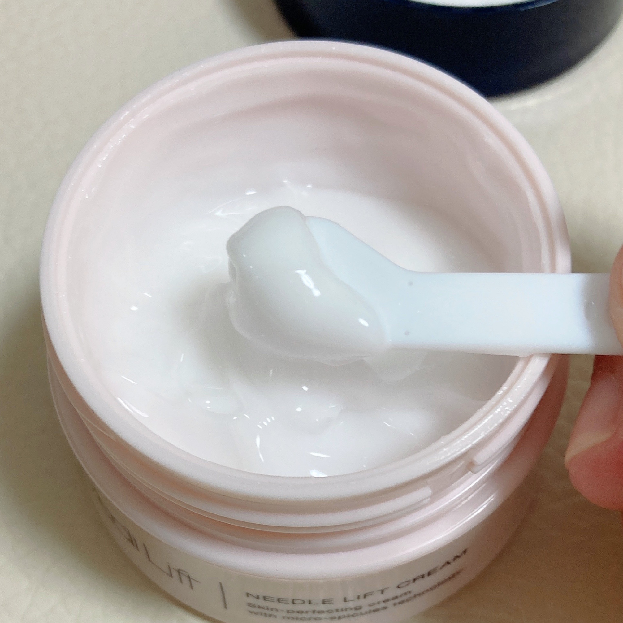 メディリフト ニードルリフトクリーム/YA-MAN TOKYO JAPAN/フェイスクリームを使ったクチコミ（3枚目）