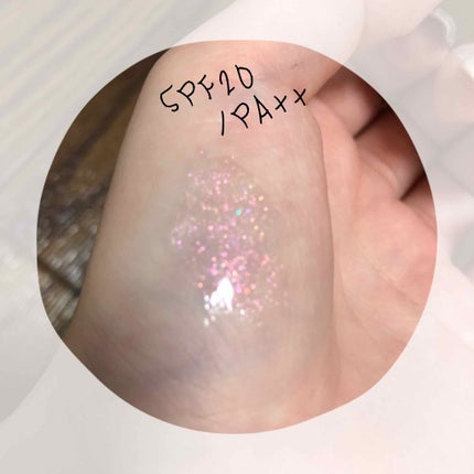 LIP38℃ +UnFrame<ホログラフィック>/UZU BY FLOWFUSHI/リップグロスを使ったクチコミ(2枚目)