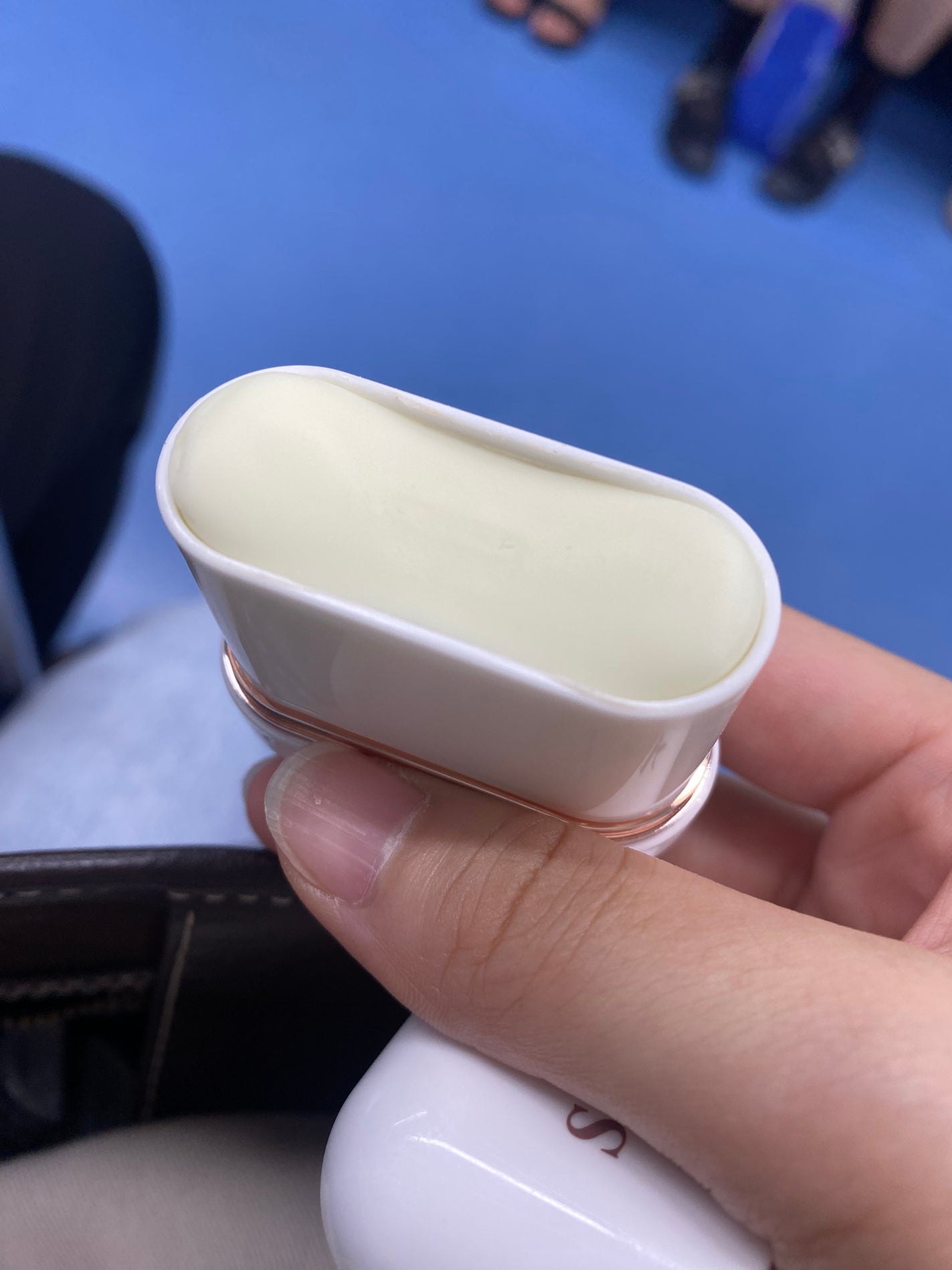 エアリーフィットサンスティック/KAHI/日焼け止めスティックを使ったクチコミ(2枚目)