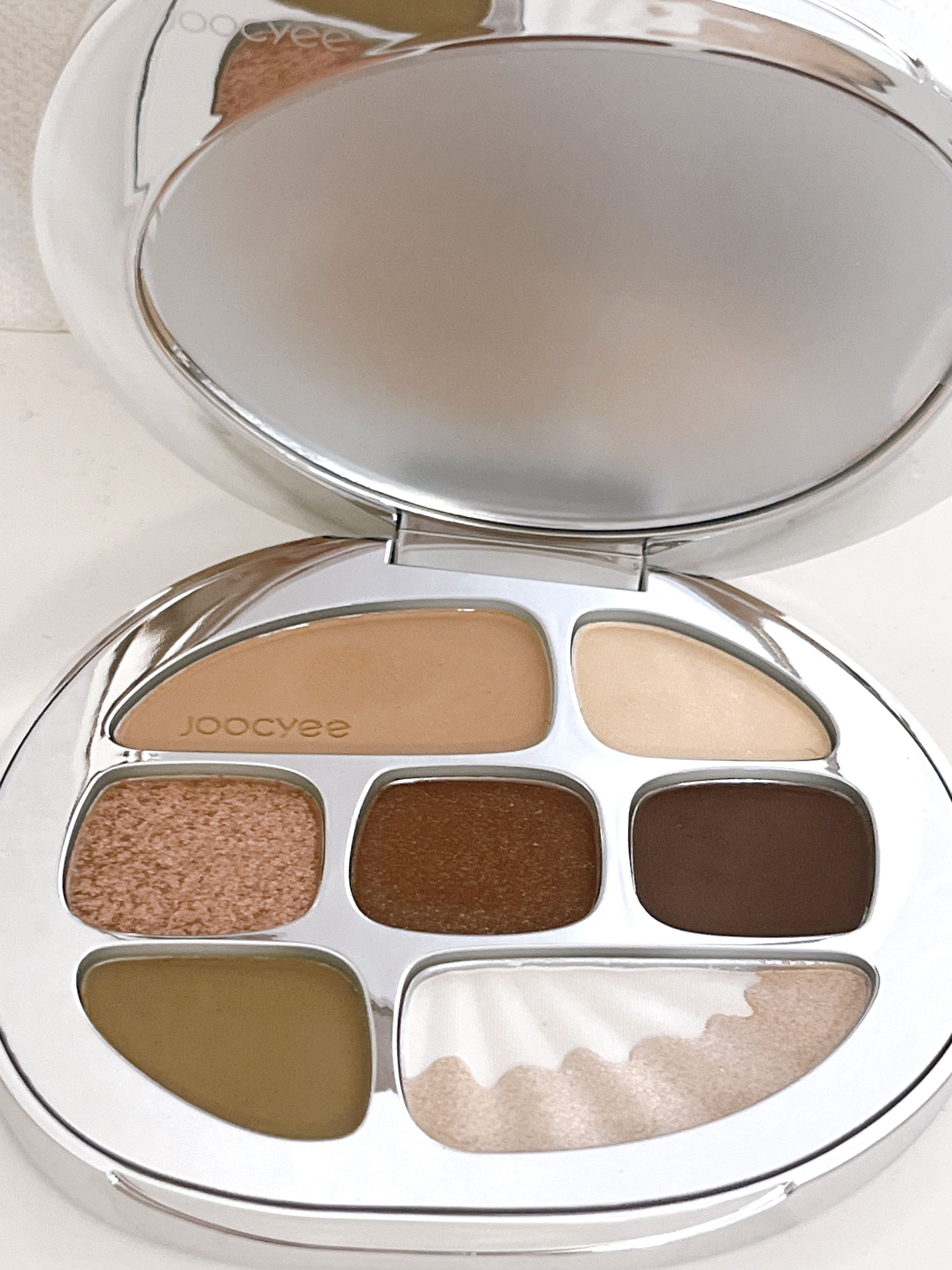 貝殻マルチパレット/MAFFICK/アイシャドウパレットを使ったクチコミ（3枚目）