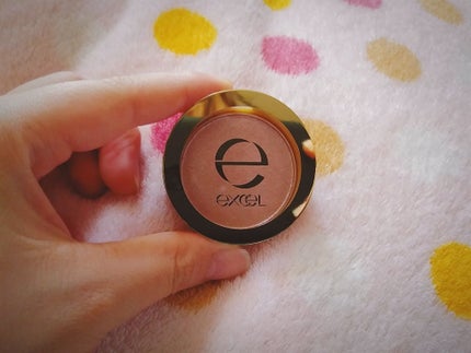 シャイニーシャドウ N SI04ヌードピンク/excel/単色アイシャドウを使ったクチコミ(1枚目)