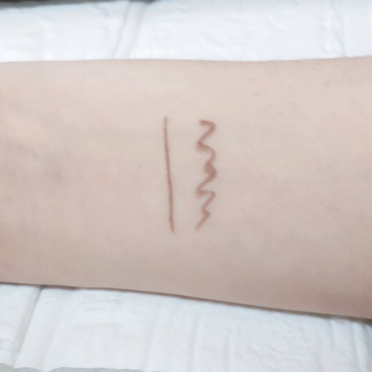 シルキーリキッドアイライナーWP/D-UP/リキッドアイライナーを使ったクチコミ(2枚目)