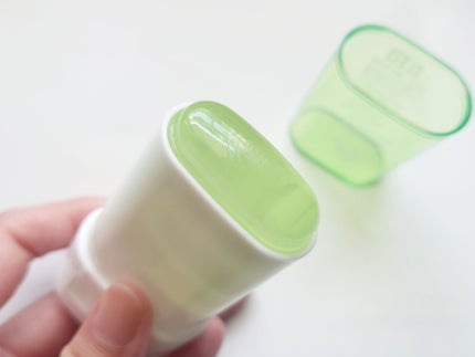 アピュー ジューシーパン UVスティック/A’pieu/日焼け止め・UVケアを使ったクチコミ(4枚目)