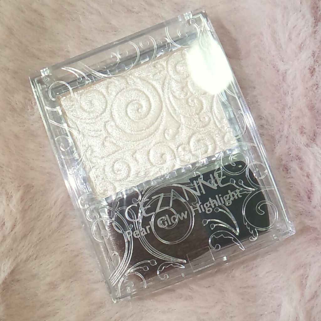 グロウフルールハイライター/キャンメイク/パウダーハイライトを使ったクチコミ(2枚目)