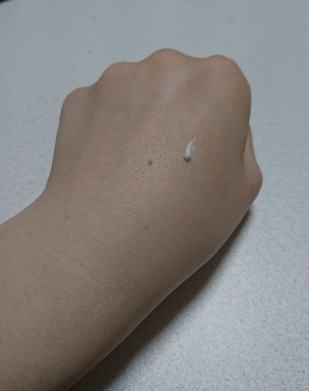 ラスティングマルチアイベース WP/キャンメイク/アイシャドウベースを使ったクチコミ(2枚目)