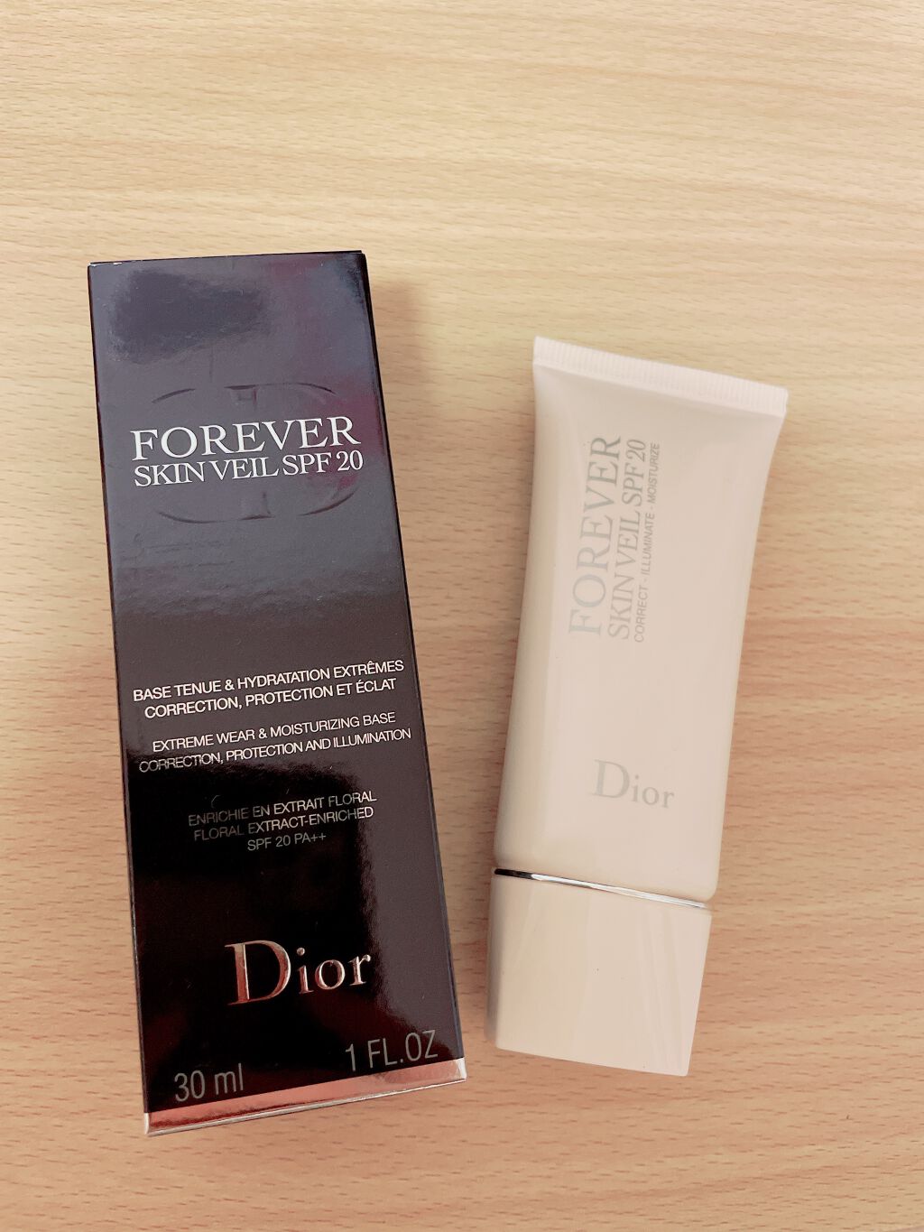 【旧】スノー メイクアップ ベース UV35 SPF35／PA+++/Dior/化粧下地を使ったクチコミ（3枚目）