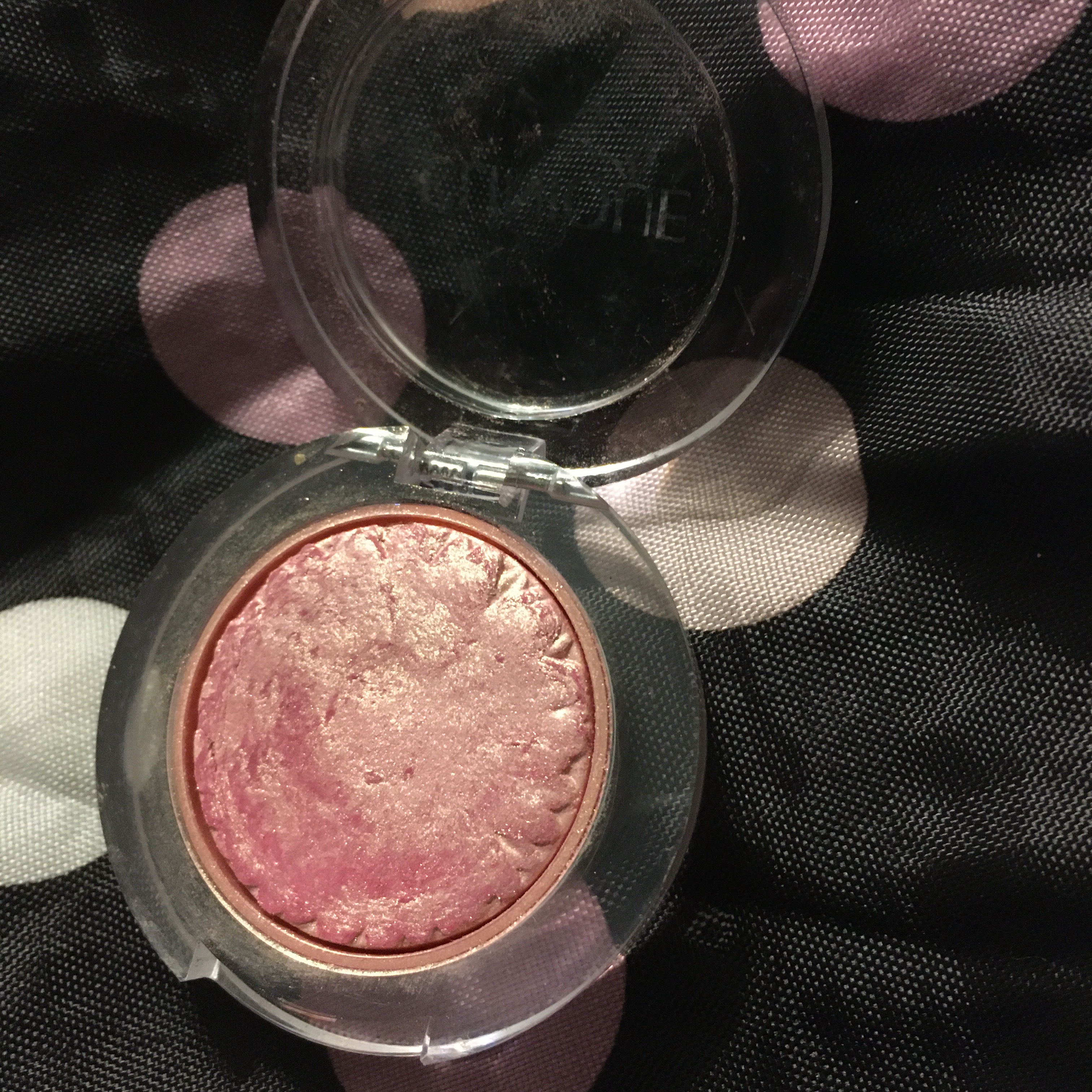 リッド ポップ 08 ペタル ポップ/CLINIQUE/単色アイシャドウを使ったクチコミ（1枚目）