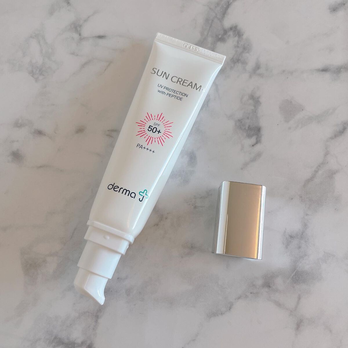 サンクリーム+/ DermaJ/日焼け止めクリームを使ったクチコミ(2枚目)