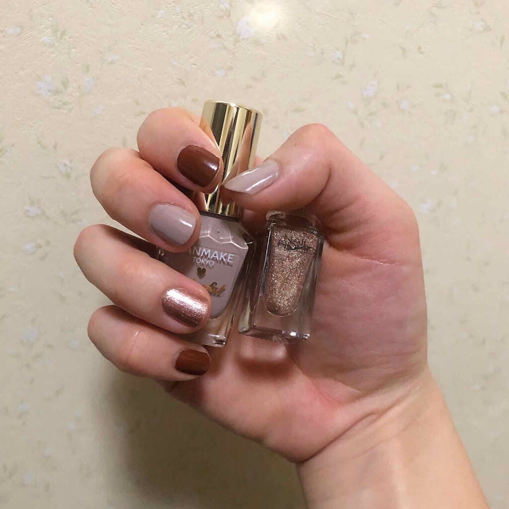 カラフルネイルズ/キャンメイク/マニキュアを使ったクチコミ(2枚目)