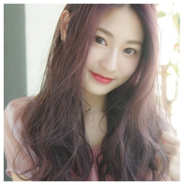 ラベンダーピンクの髪色