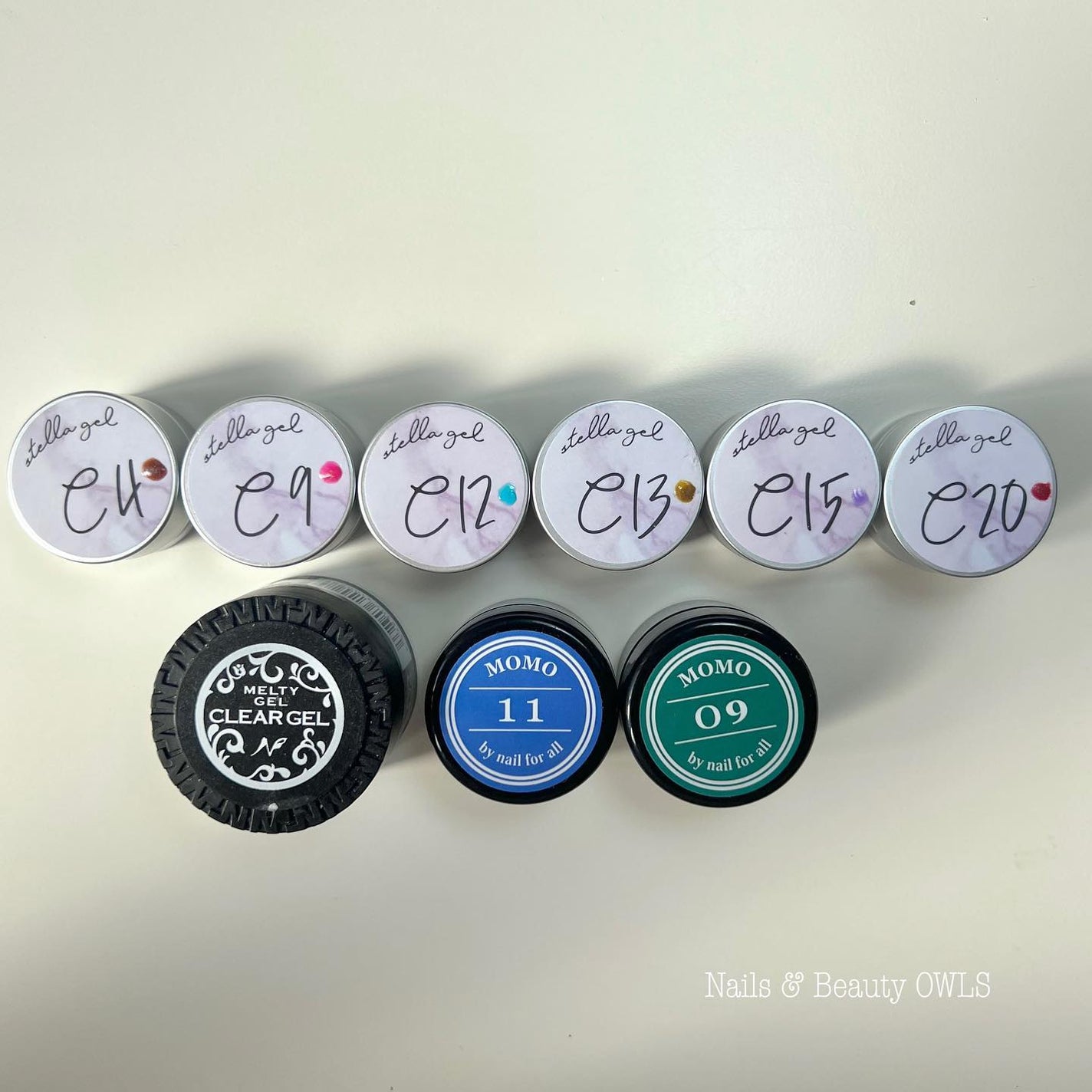 ぴよこれいと あうるす on LIPS 「縦グラデーションと横グラデーション。真ん中がシアーカラーで、ボ..」(7枚目)