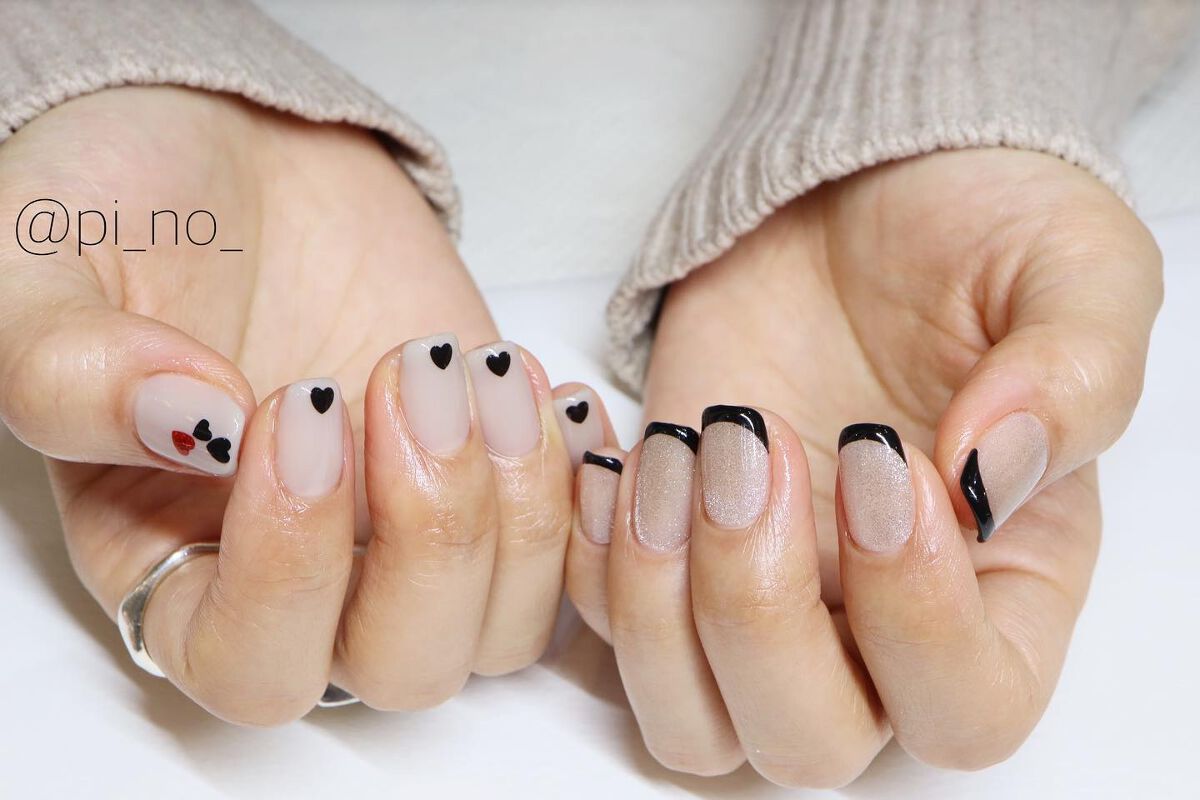 #バレンタインネイル,#キラキラネイル,#マグネットネイル,#ハートネイルのネイルデザイン