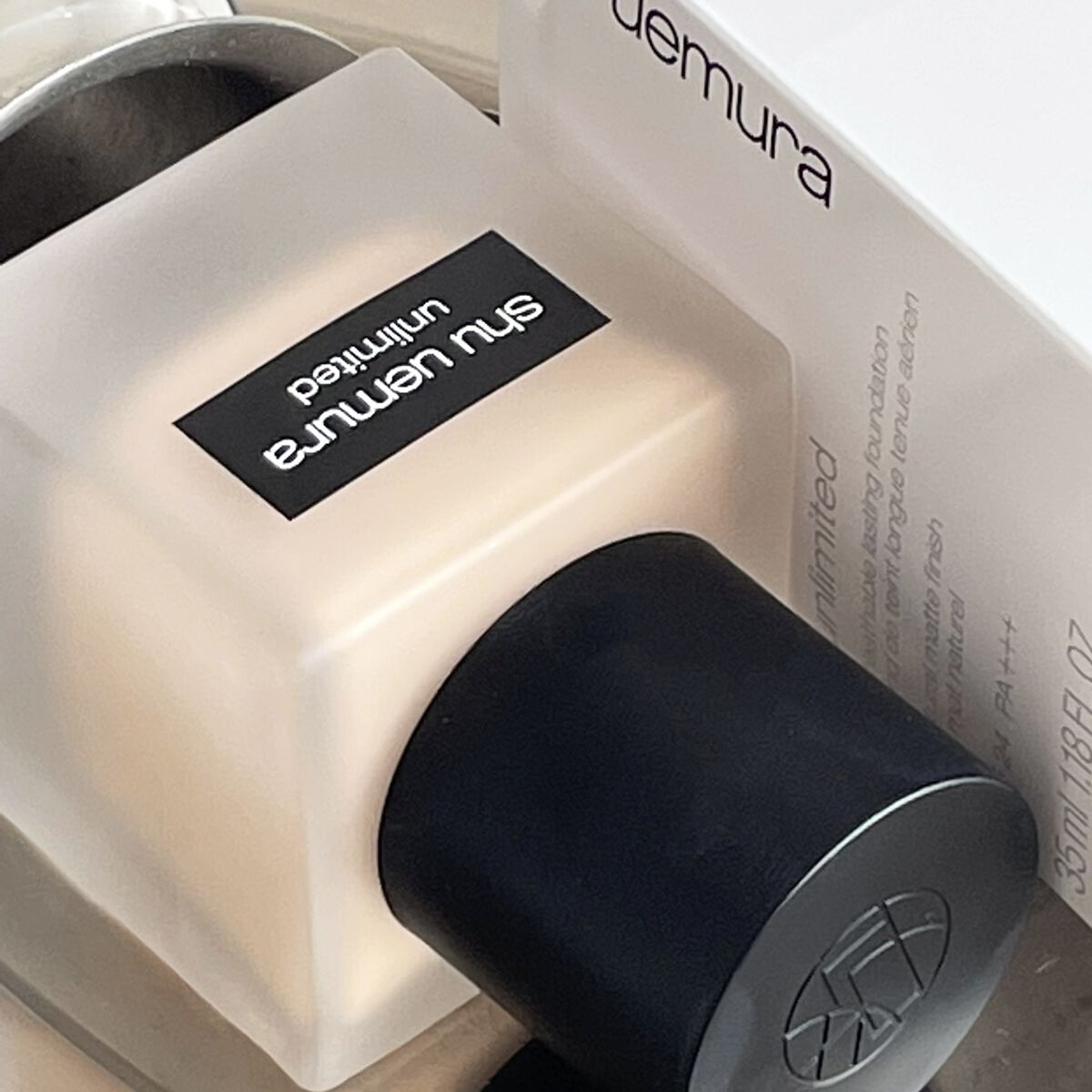 （旧）アンリミテッド ラスティング フルイド/shu uemura/リキッドファンデーションを使ったクチコミ（2枚目）