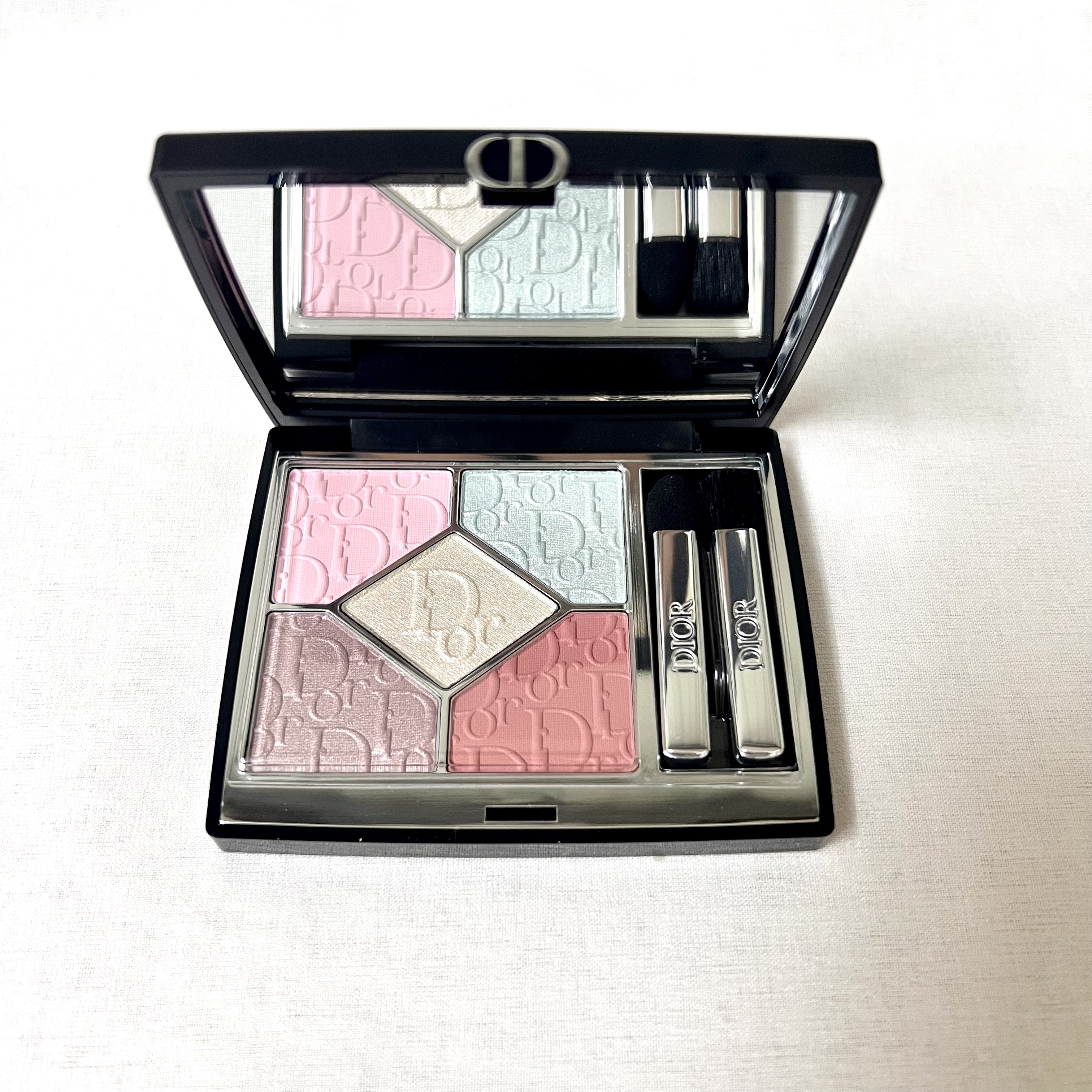 【数回使用】Dior ディオール ショウサンククルール 812 アイシャドウ ディオールショウ サンク クルール（スプリング コレクション