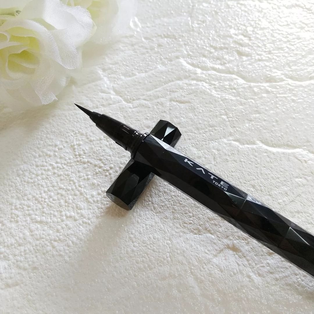 スーパーシャープライナーEX4.0/KATE/リキッドアイライナーを使ったクチコミ(3枚目)