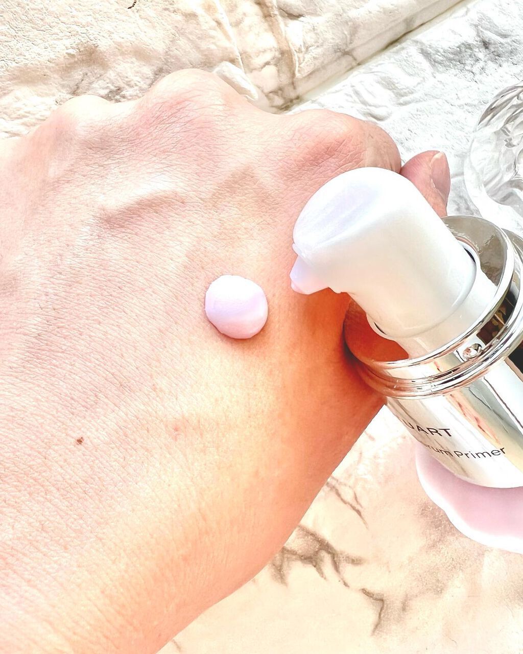 ジルスチュアート　イルミネイティング セラムプライマー/JILL STUART/化粧下地を使ったクチコミ（3枚目）