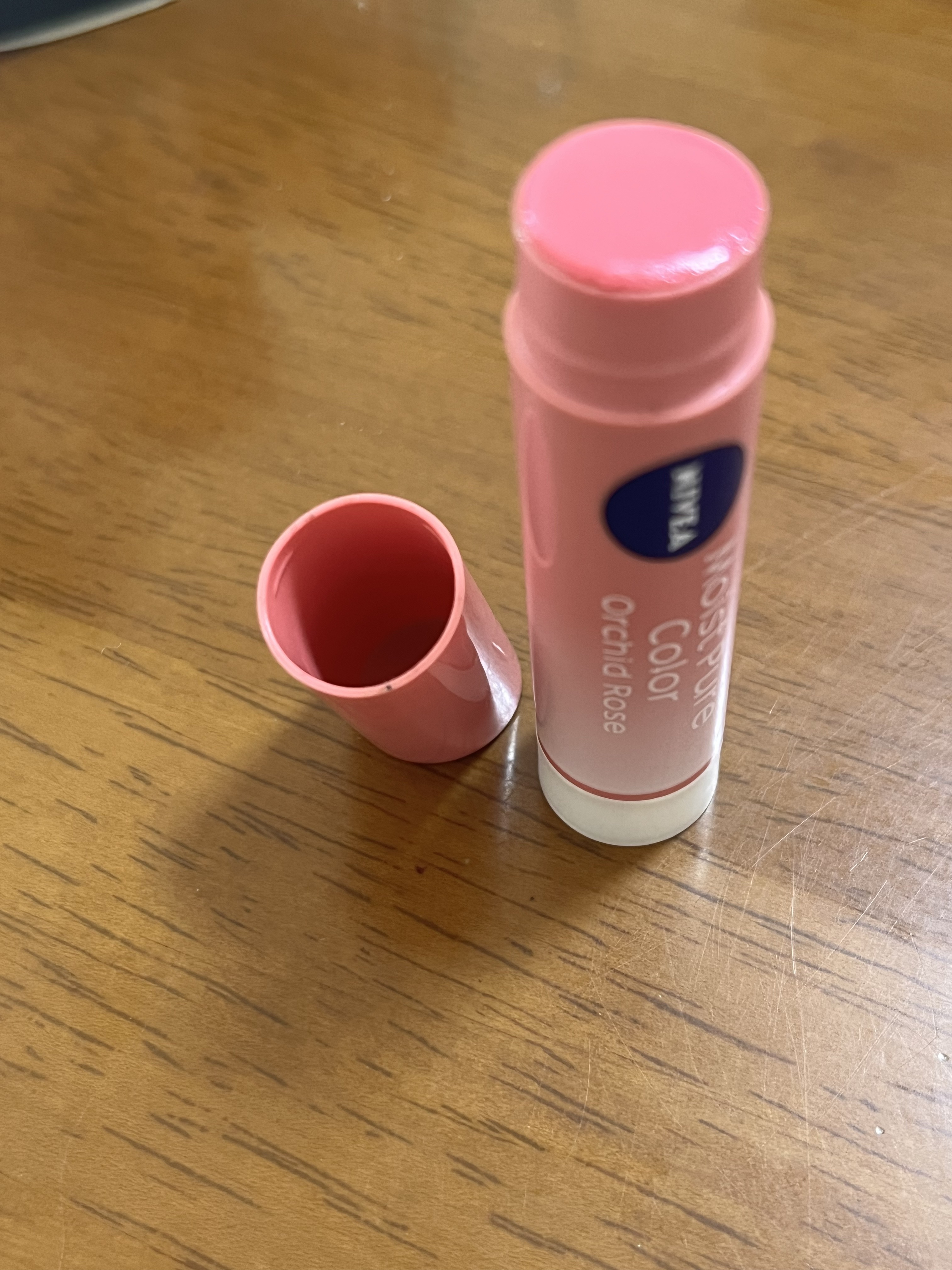 モイストピュアカラーリップ/ニベア/リップクリームを使ったクチコミ（2枚目）