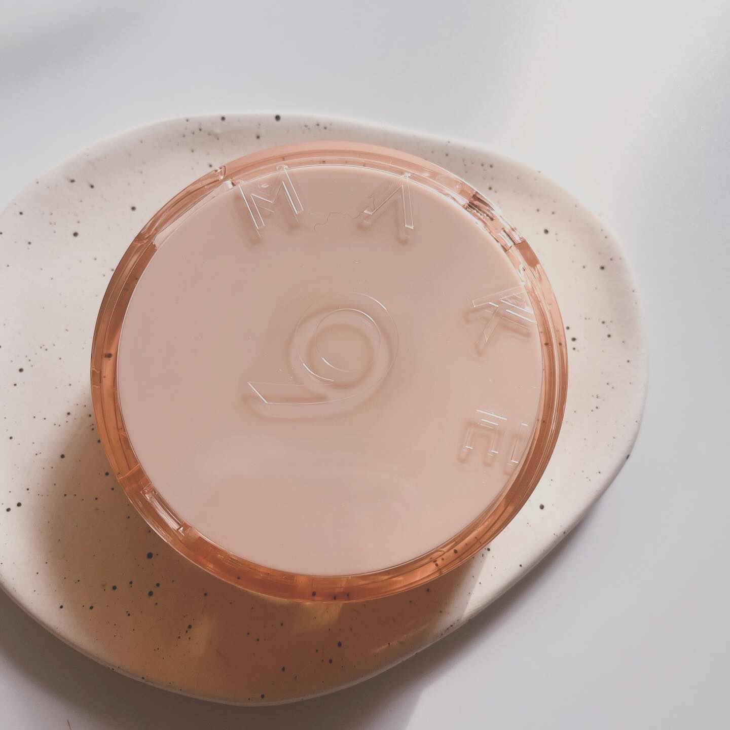 ヌードカーミンググロークッション/MAKE9/クッションファンデーションを使ったクチコミ（2枚目）