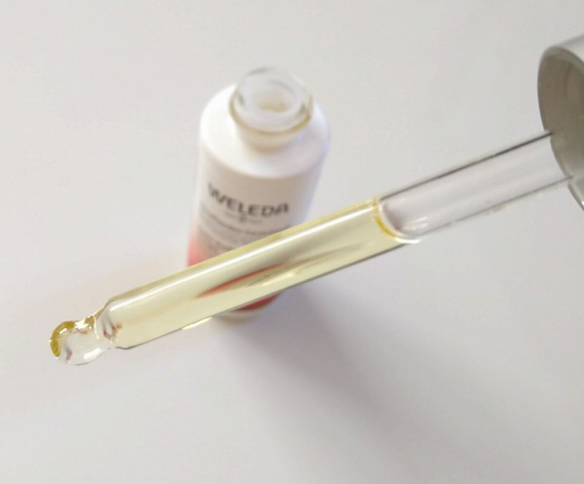 ざくろ フェイシャルオイル/WELEDA/フェイスオイルを使ったクチコミ（2枚目）