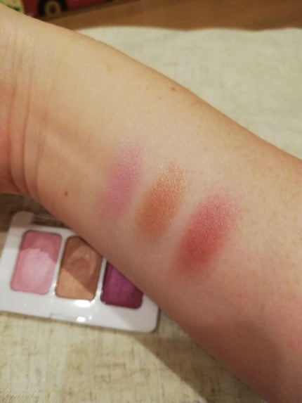 アディクション ザ アイシャドウ/ADDICTION/単色アイシャドウを使ったクチコミ(2枚目)