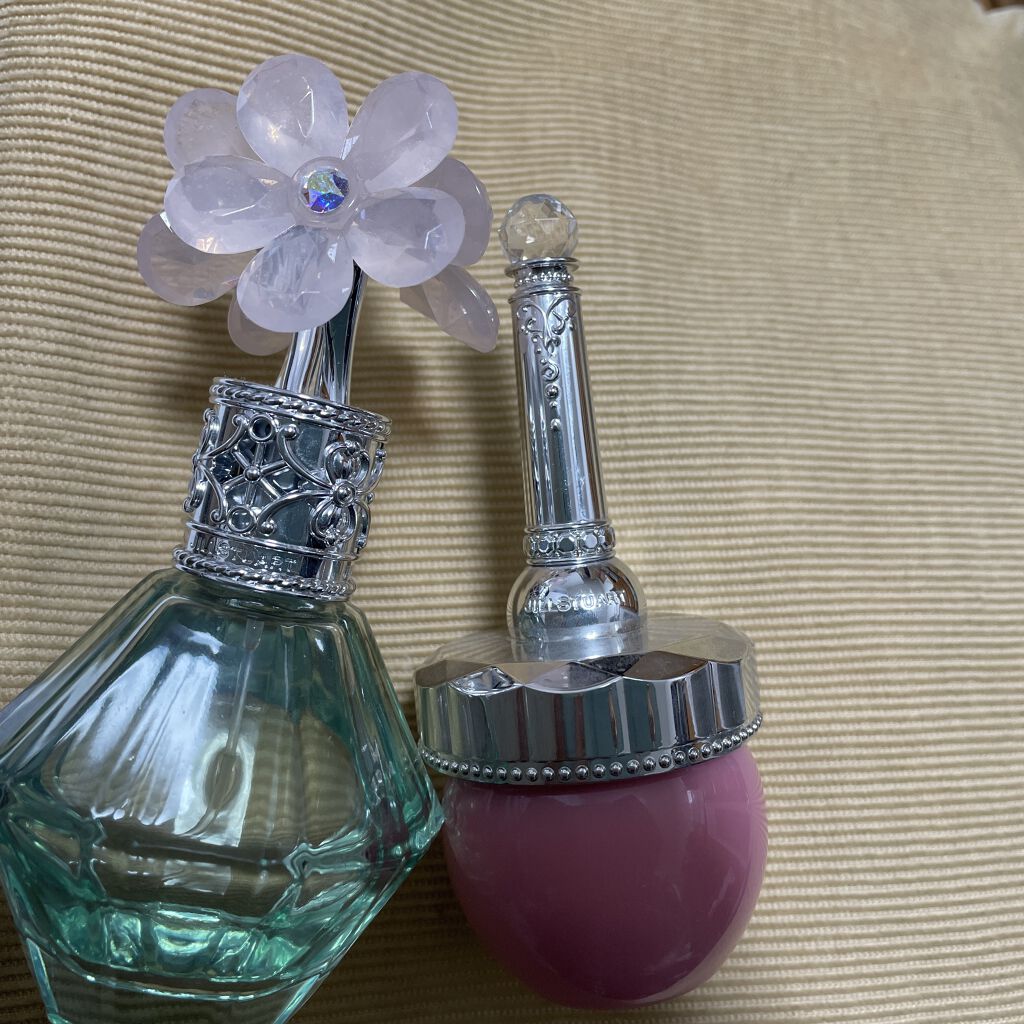 ジルスチュアート クリスタルブルーム オードパルファン ローラーボール 10ml/JILL STUART/香水(レディース)を使ったクチコミ（2枚目）