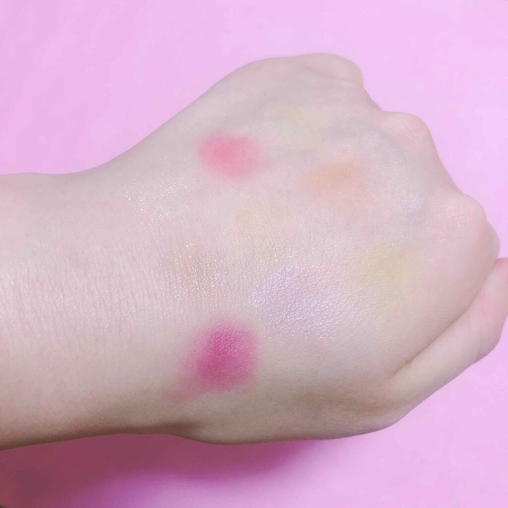 UR GLAM　BLOOMING EYE COLOR PALETTE/U R GLAM/アイシャドウパレットを使ったクチコミ（3枚目）