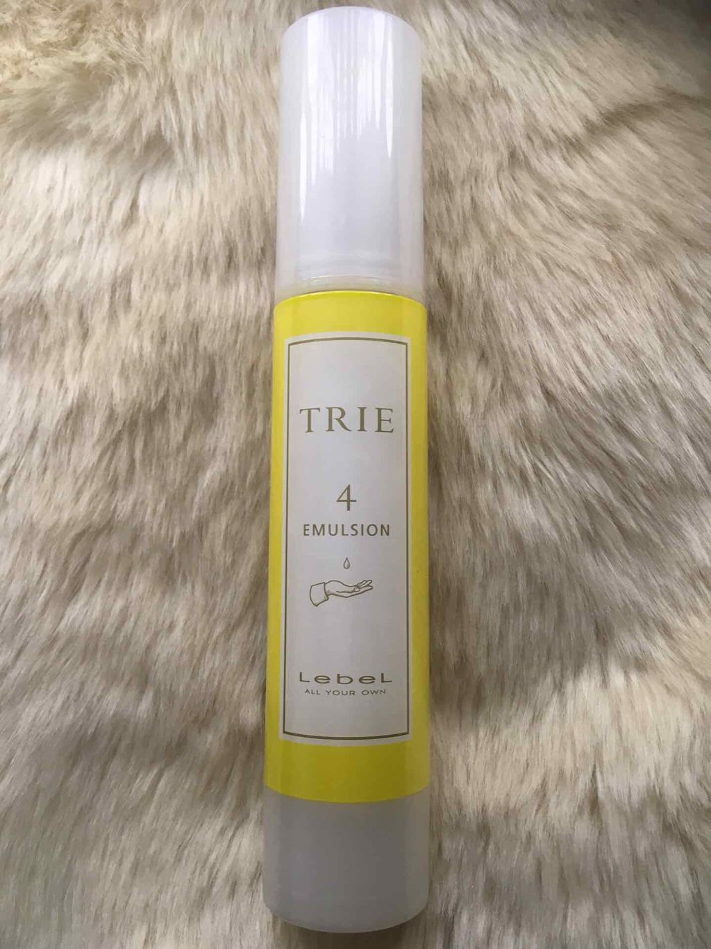 トリエ  エマルジョン4/LebeL/ヘアワックス・クリームを使ったクチコミ（1枚目）