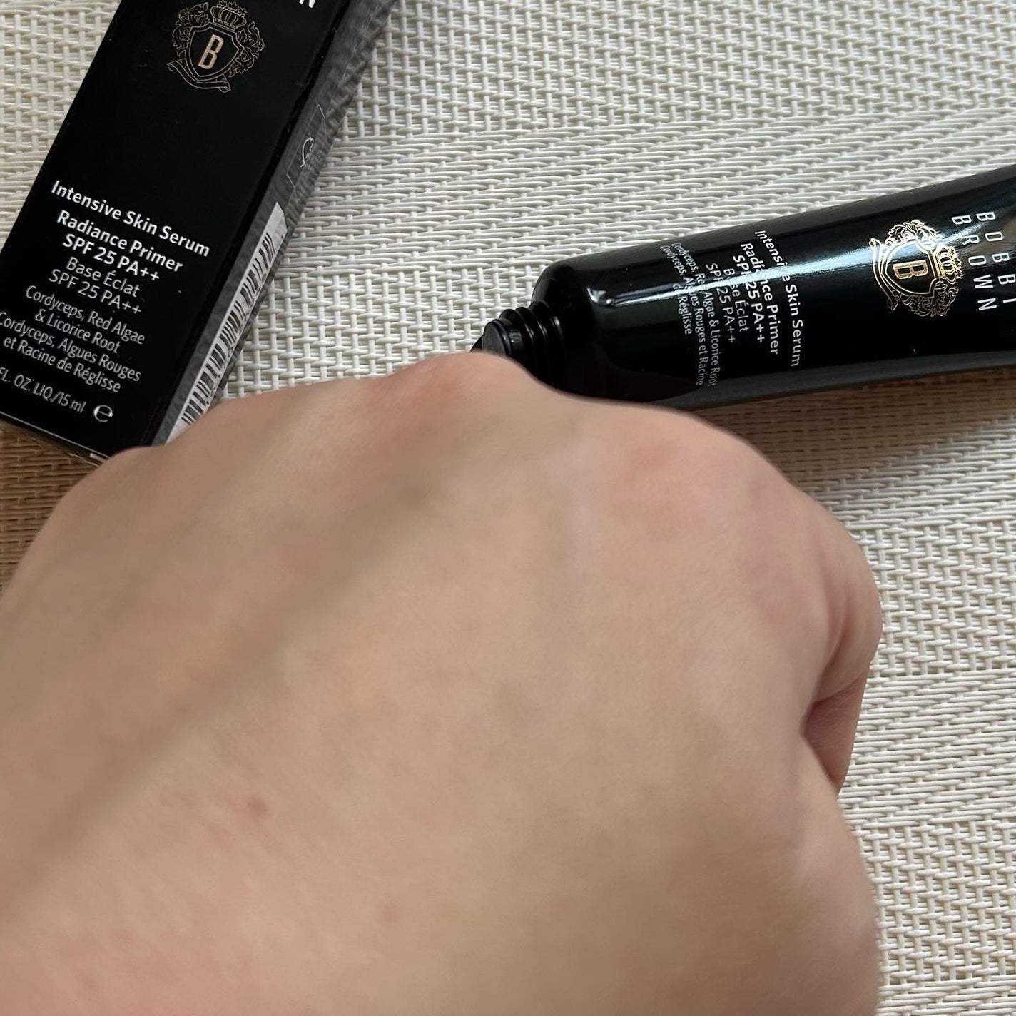 インテンシブ セラム ラディアンス プライマー/BOBBI BROWN/化粧下地を使ったクチコミ(3枚目)