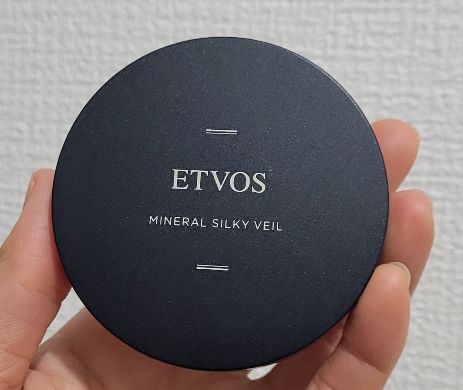 ミネラルシルキーベール 通常パッケージ/エトヴォス/プレストパウダーを使ったクチコミ（1枚目）
