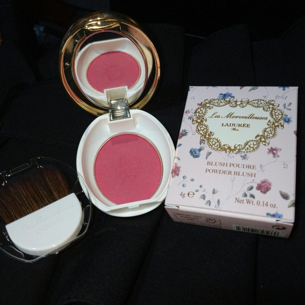 パウダーブラッシュ/レ・メルヴェイユーズ ラデュレ/パウダーチークを使ったクチコミ(1枚目)