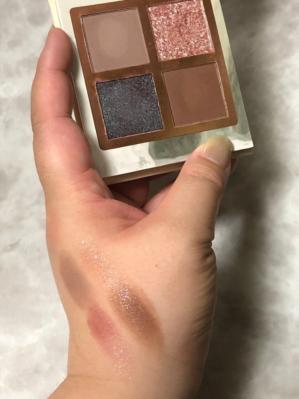 Venus Marble アイシャドウキャットシリーズ/Venus Marble/アイシャドウパレットを使ったクチコミ(4枚目)