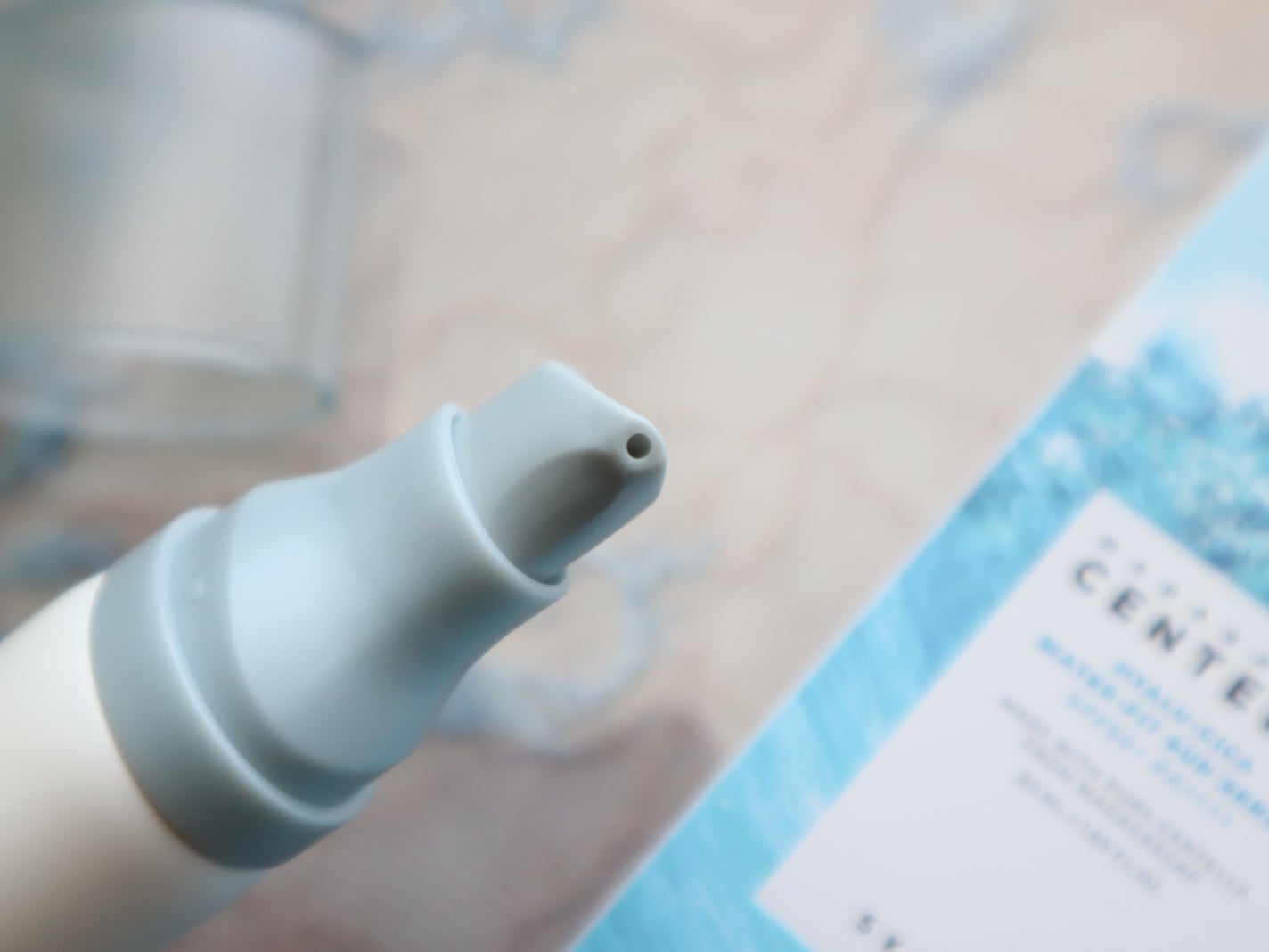 ヒアルーシカ ウォーターフィット サンセラム/SKIN1004/日焼け止めローションを使ったクチコミ(2枚目)