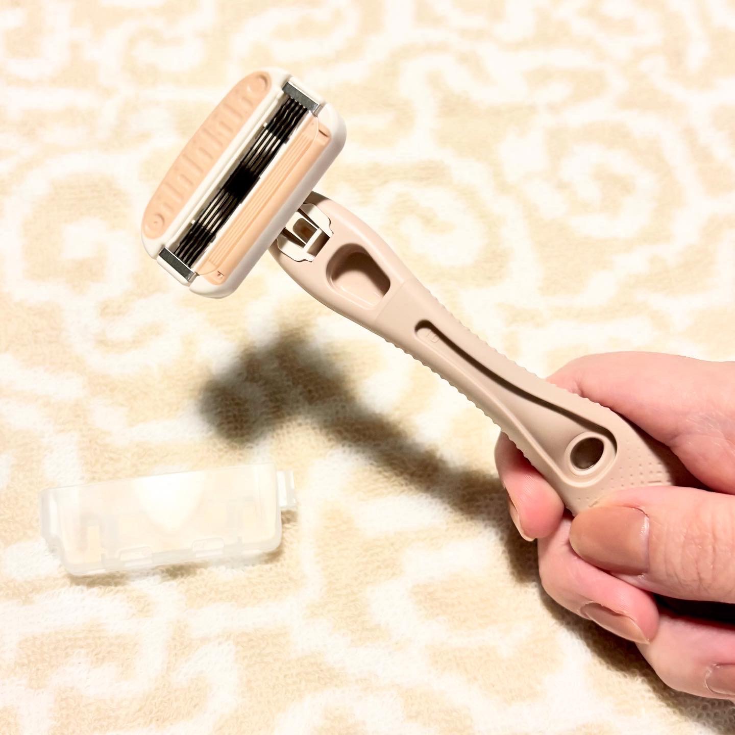 miness ボディ用カミソリ 替刃2個付/貝印/シェーバーを使ったクチコミ（2枚目）