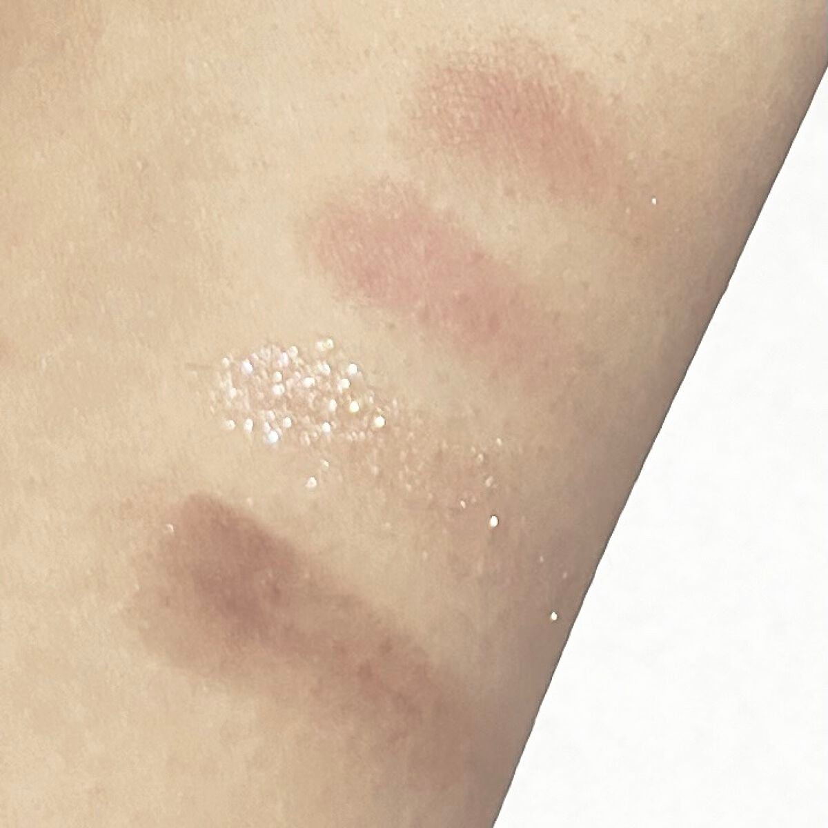 ベターザンアイズ/rom&nd/アイシャドウパレットを使ったクチコミ(2枚目)