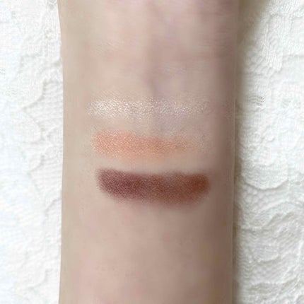 トーンアップアイシャドウ/CEZANNE/アイシャドウパレットを使ったクチコミ(3枚目)