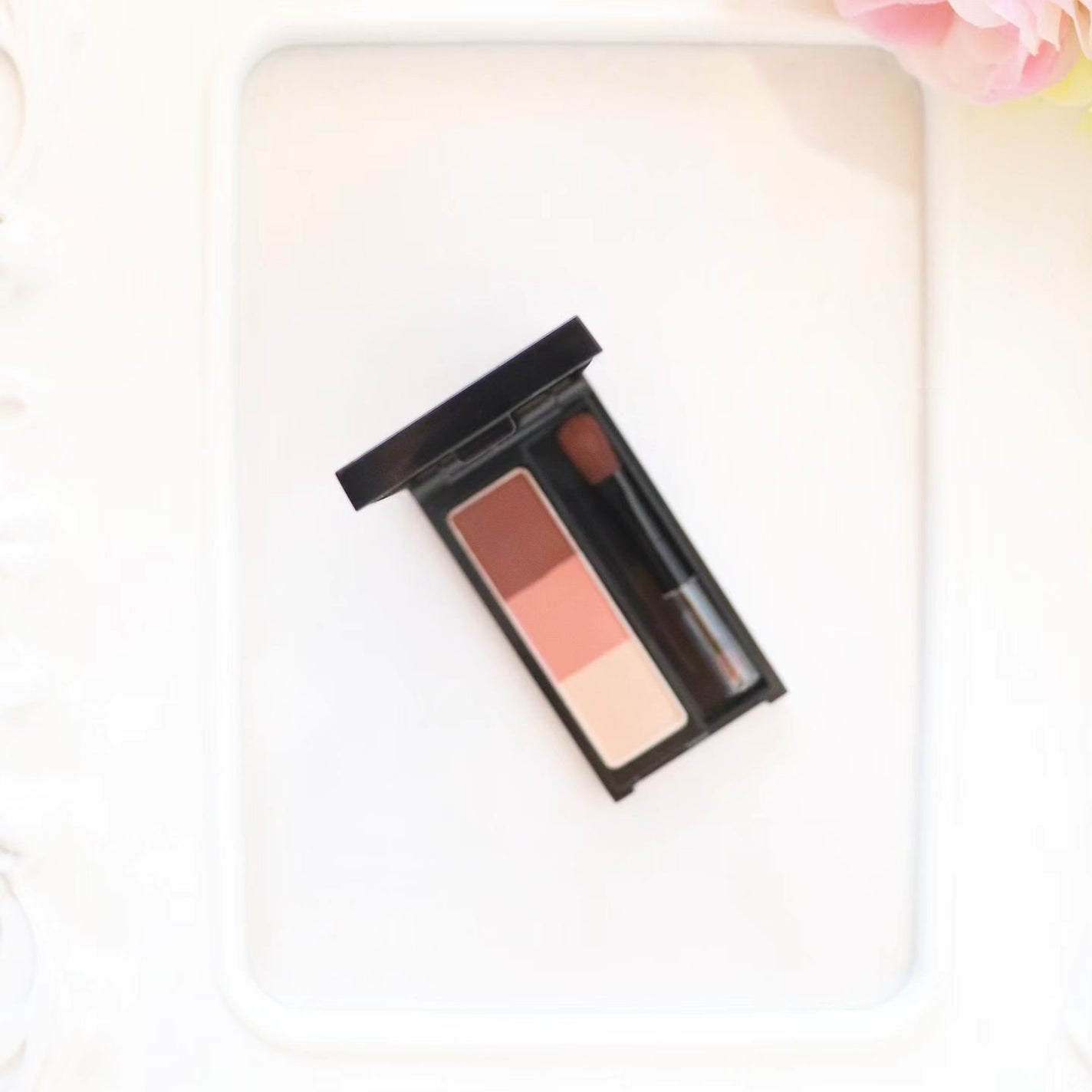 ケイト デザイニングアイブロウ3D/KATE/パウダーアイブロウを使ったクチコミ(2枚目)