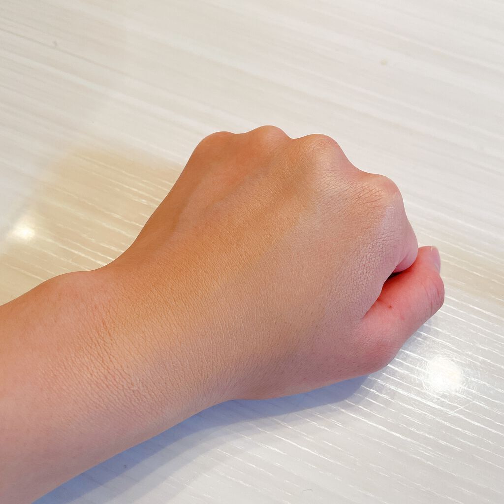 フローレスエシリアル フルイド ファンデーション/THREE/リキッドファンデーションを使ったクチコミ(5枚目)