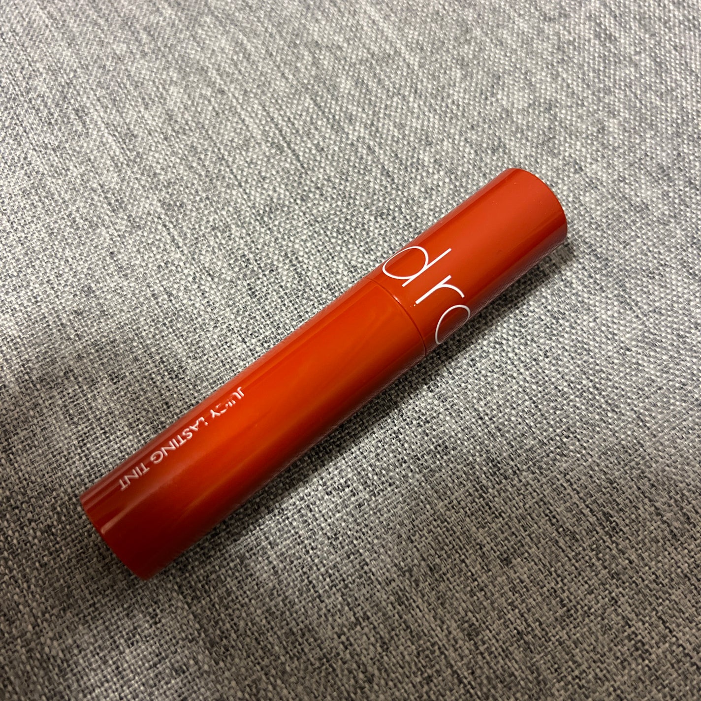 ジューシーラスティングティント/rom&nd/リップティントを使ったクチコミ(1枚目)