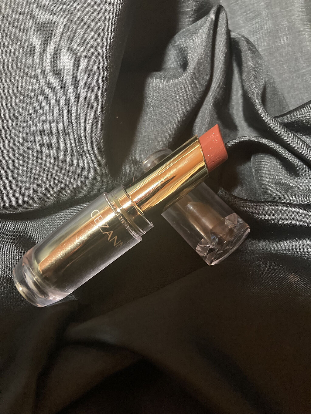 ラスティンググロスリップ/CEZANNE/口紅を使ったクチコミ（3枚目）