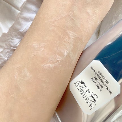 ボディバター アンバーバニラ/ローラ メルシエ/ボディクリームを使ったクチコミ(4枚目)