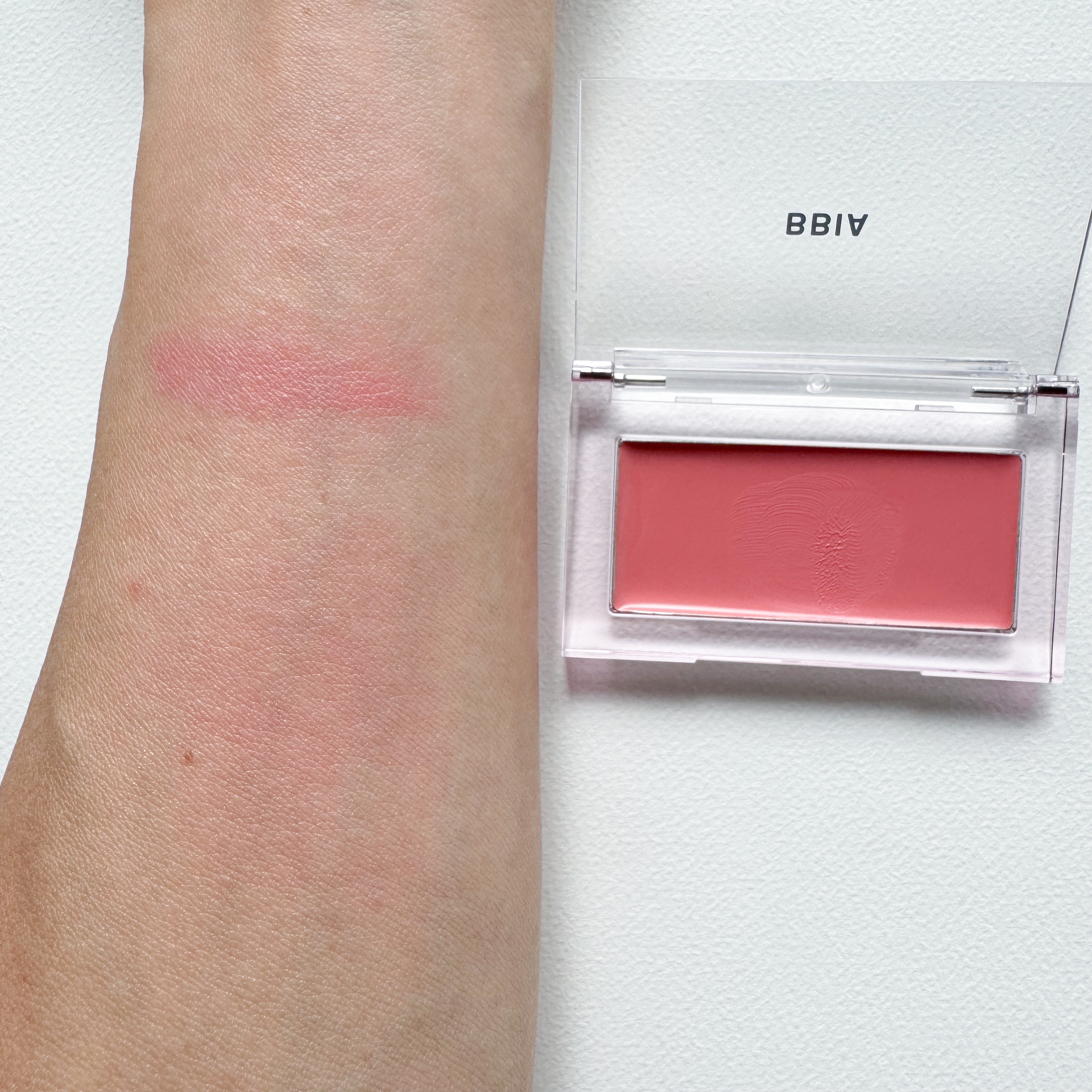 レディトゥーウェアダウニーチーク/BBIA/ジェル・クリームチークを使ったクチコミ（3枚目）