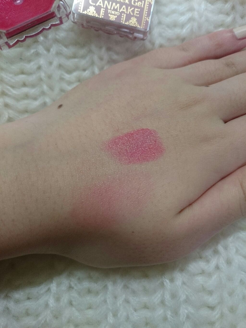 リップ＆チーク ジェル 04 ブラッドクランベリー/キャンメイク/ジェル・クリームチークを使ったクチコミ（2枚目）