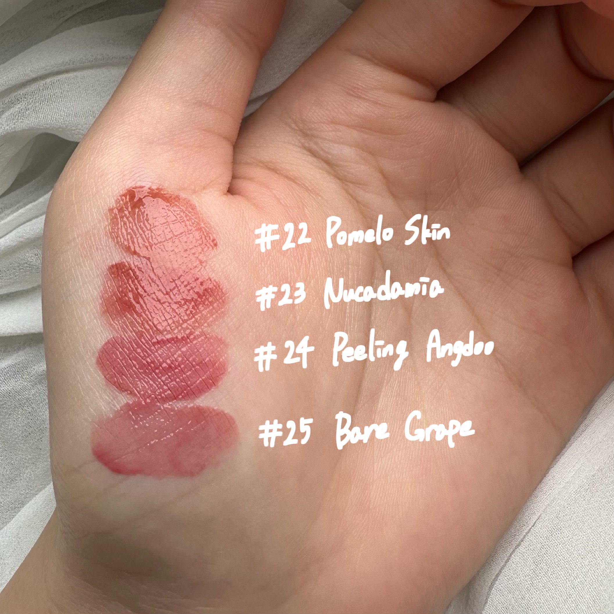 ジューシーラスティングティント/rom&nd/リップティントを使ったクチコミ（2枚目）