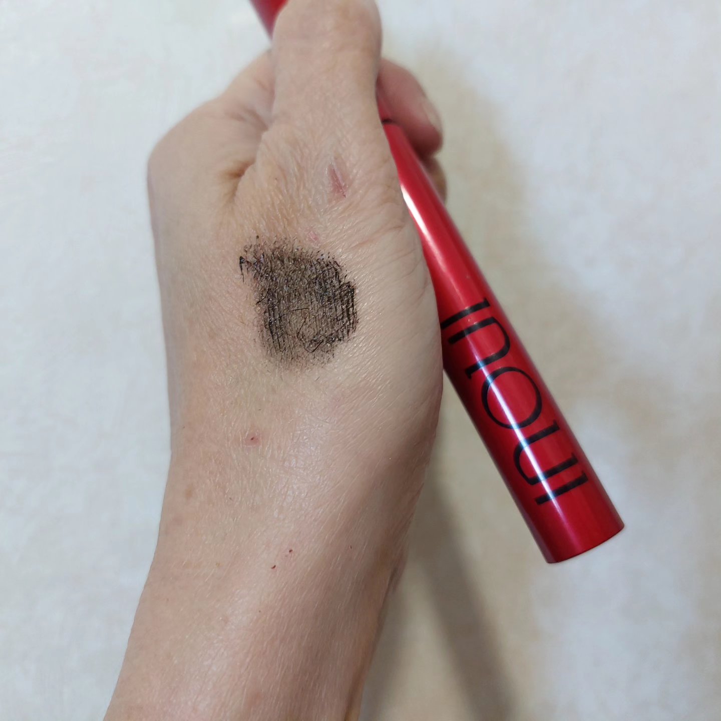 インウイ マスカラ 01 アッシュグレー/INOUI/マスカラを使ったクチコミ（1枚目）