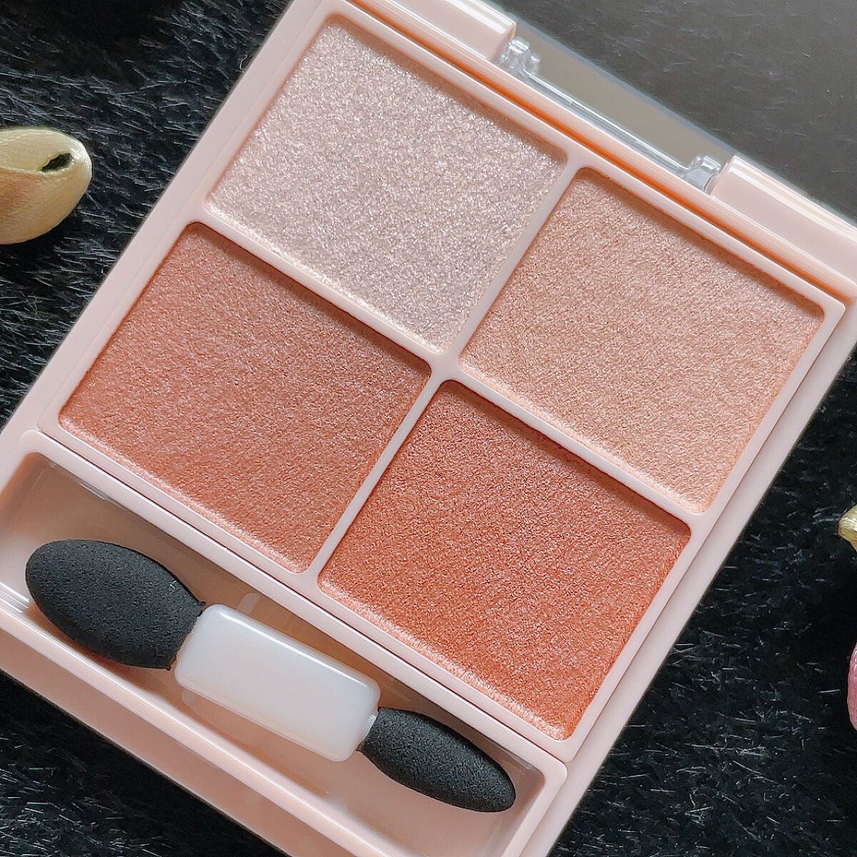 シルキースフレアイズ(マットタイプ)/キャンメイク/アイシャドウパレットを使ったクチコミ(3枚目)