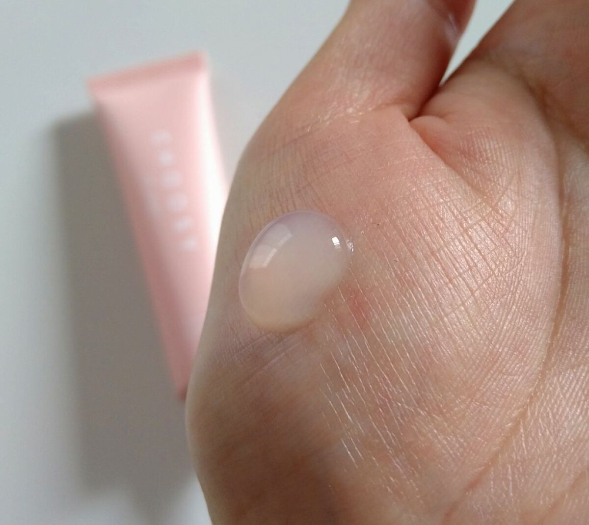 ウインクウィッチアイエッセンス/CHOOSY/アイケア・アイクリームを使ったクチコミ（3枚目）